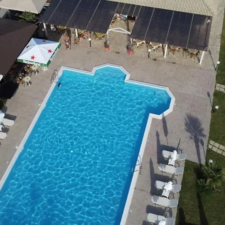 Hotell Egrypos 3*