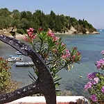Egrypos Hotel 3*