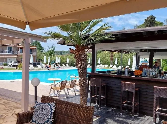 Hotel Egrypos 3*